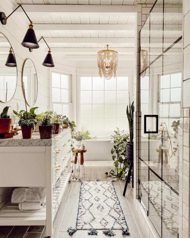swing arm wall sconce