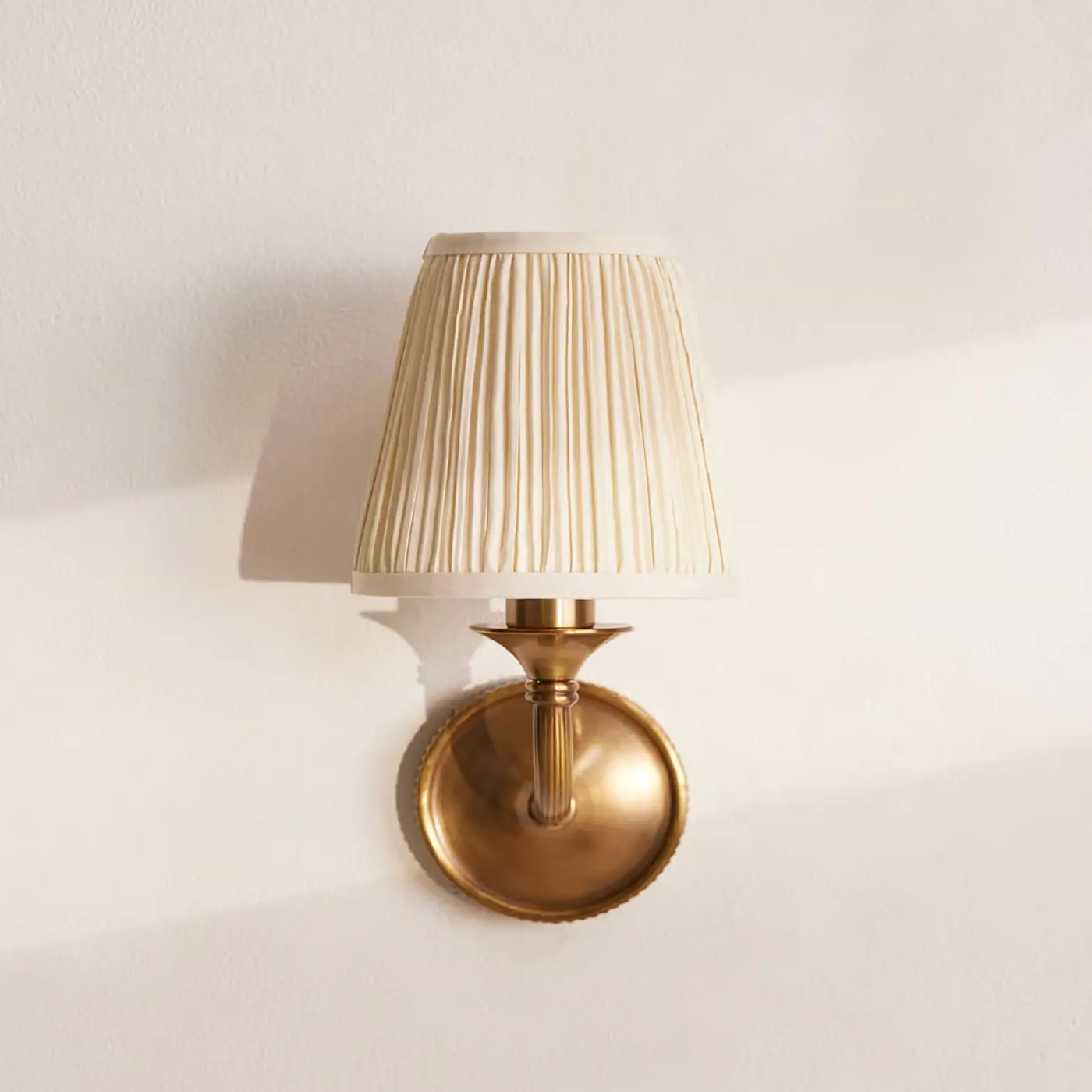 alexander-wall-light